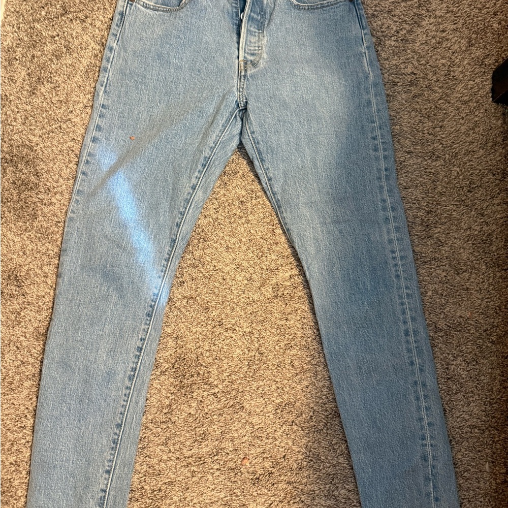 501 Levi’s women’s Light Blue Denim Jeans